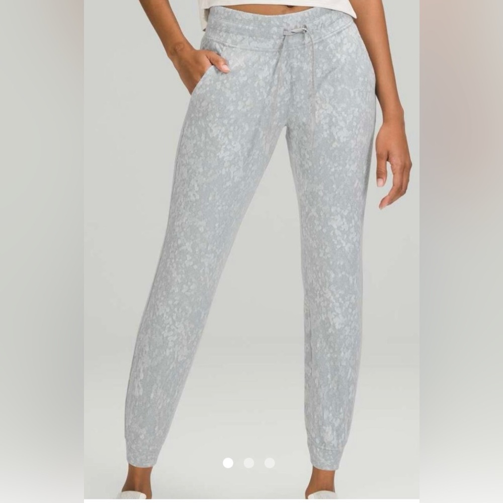 Lululemon Ready to Rulu Jogger